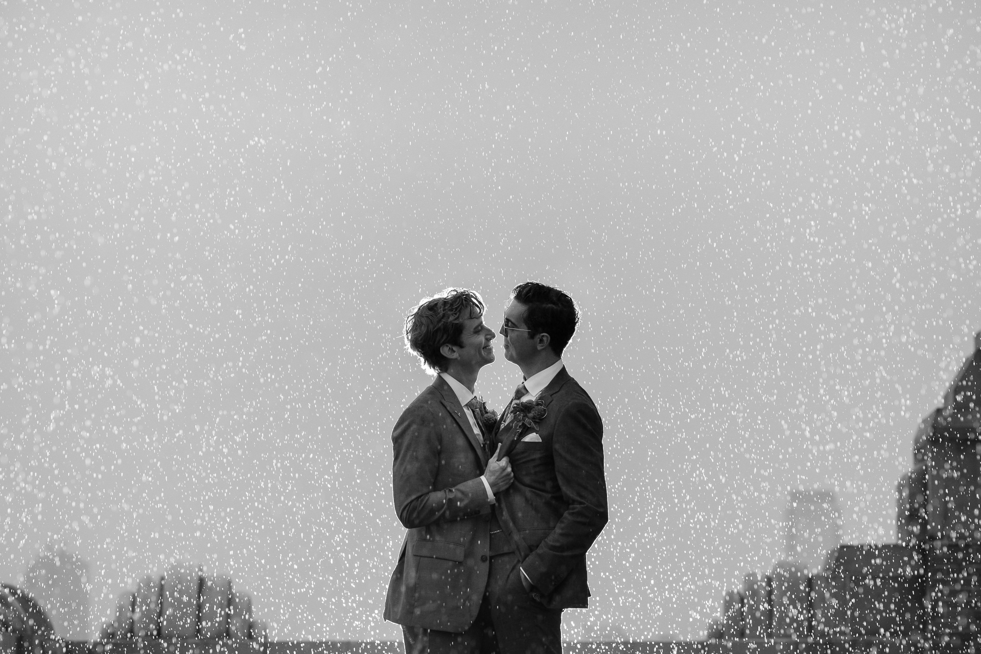 Rainy wedding portraits on the top of the Bok Building